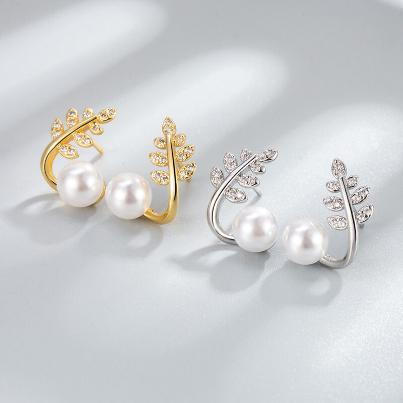Pearl Small Leaf Ear Studs Special-interest Design - Image 2
