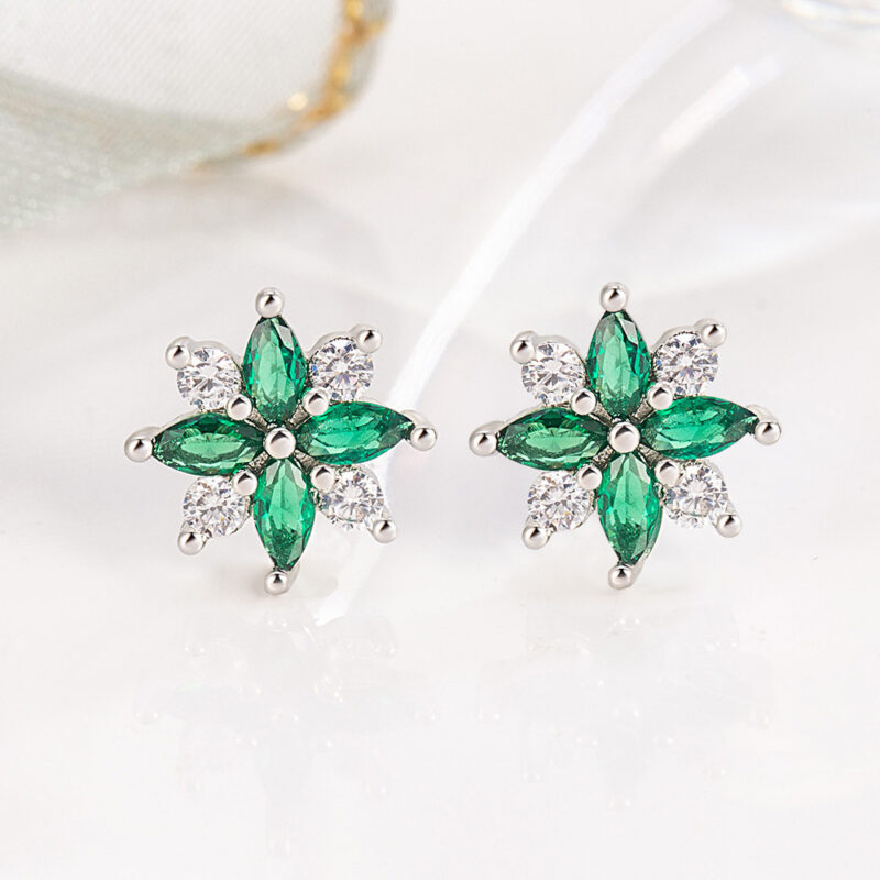 Micro Inlaid Zircon Flower Two-color Stud Earrings For Women - Image 3