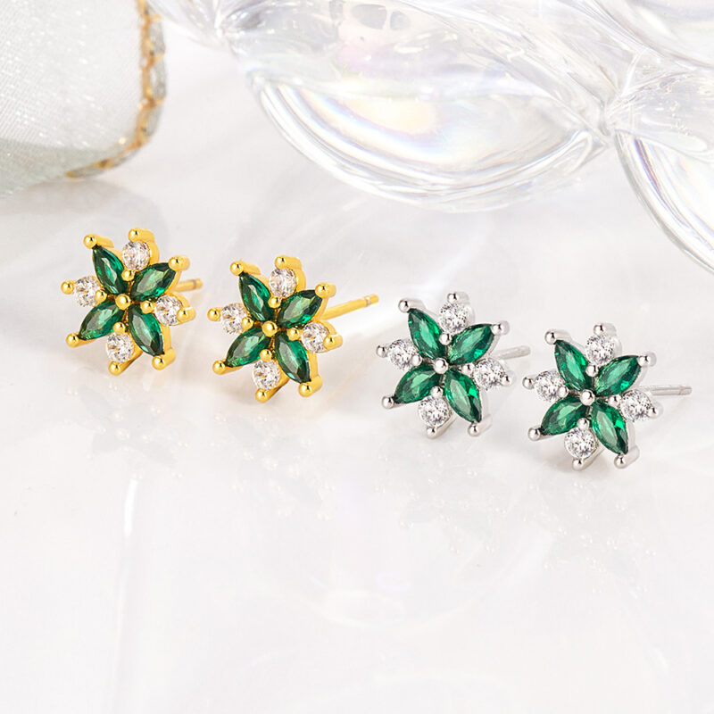 Micro Inlaid Zircon Flower Two-color Stud Earrings For Women - Image 2