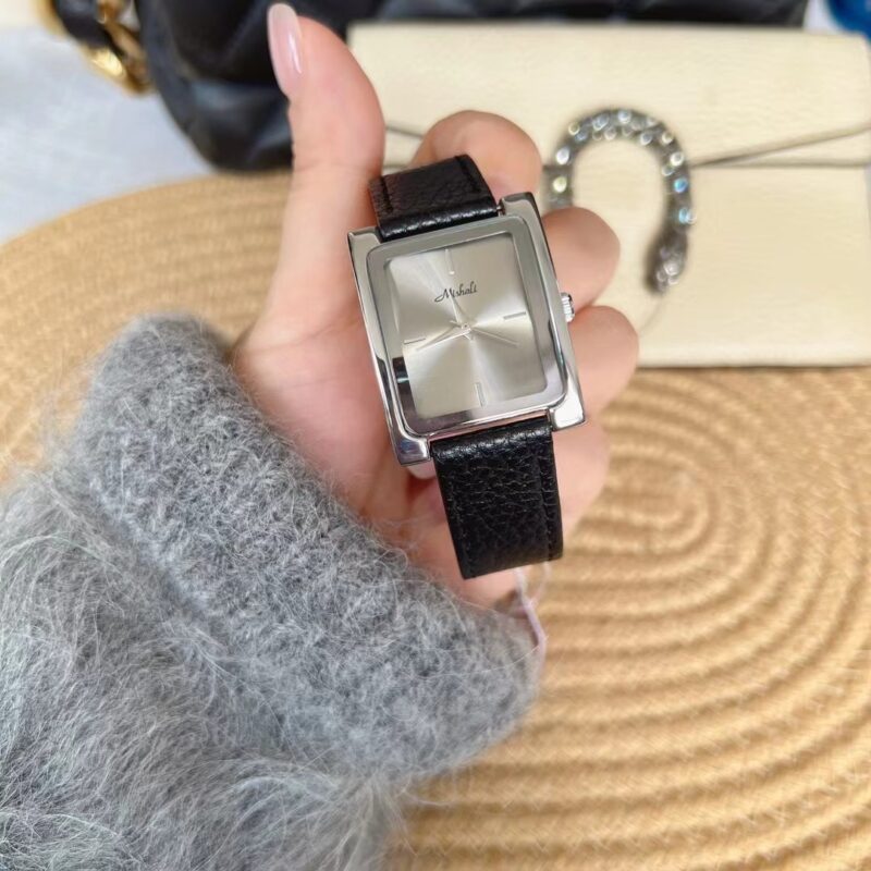 Simple High-grade Leather Casual Fashion Women's Watch - Image 2
