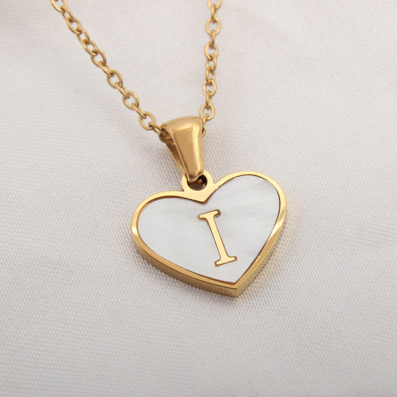 26 Letter Heart-shaped Necklace White Shell Love Clavicle Chain Fashion Personalized Necklace - Image 5
