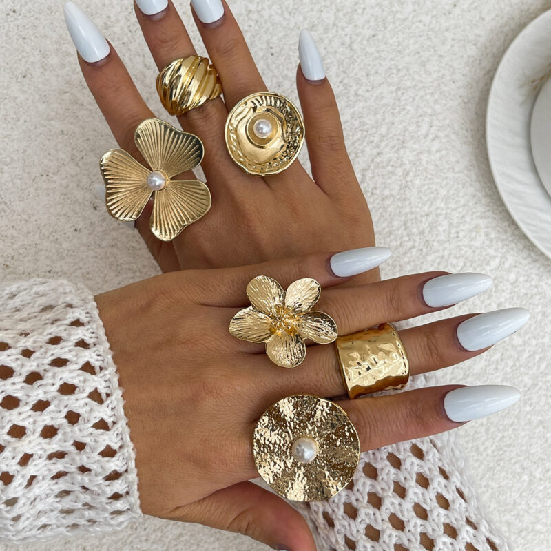 Fashion Inlaid Pearl Flower Ring - Image 5