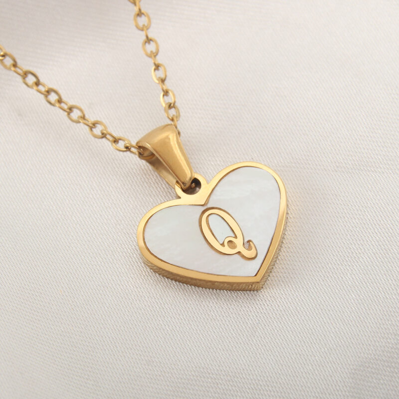 26 Letter Heart-shaped Necklace White Shell Love Clavicle Chain Fashion Personalized Necklace - Image 2